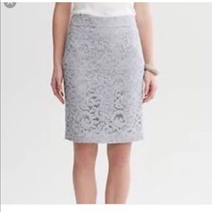 BANANA REPUBLIC SZ 6 grey lace pencil skirt